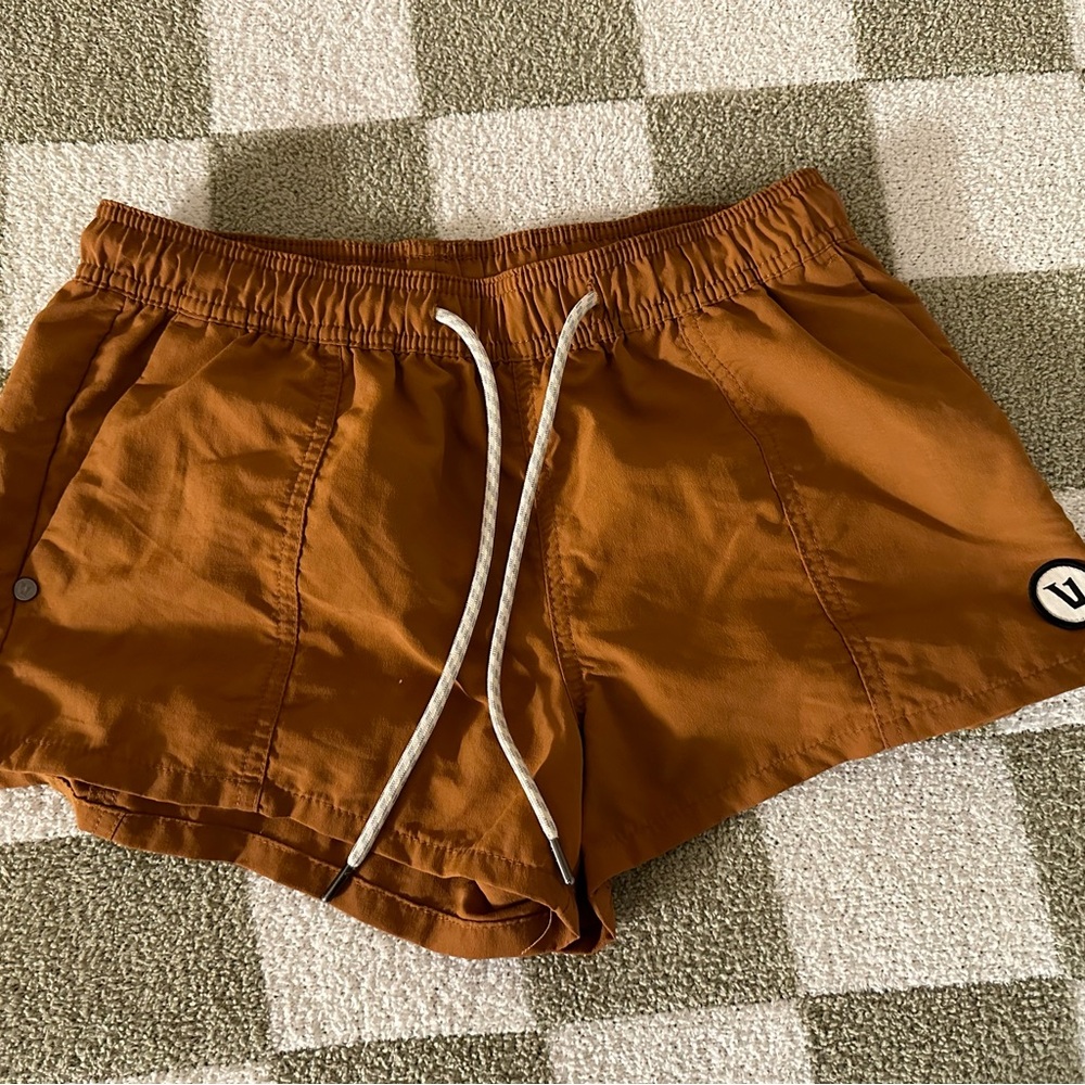 Viori Shorts